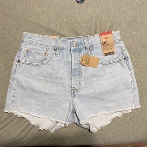 Levi’s NWT 501 High Rise Button Fly Cut Off Denim Jean Shorts Light Wash Size 30